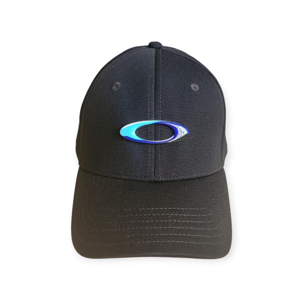 Oakley Tincan Stretch Performance Fit Metal Blue Logo Black Flexfit Baseball Hat
